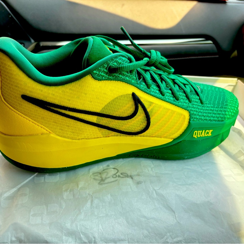 Sabrina Ionescu Basketball shoes